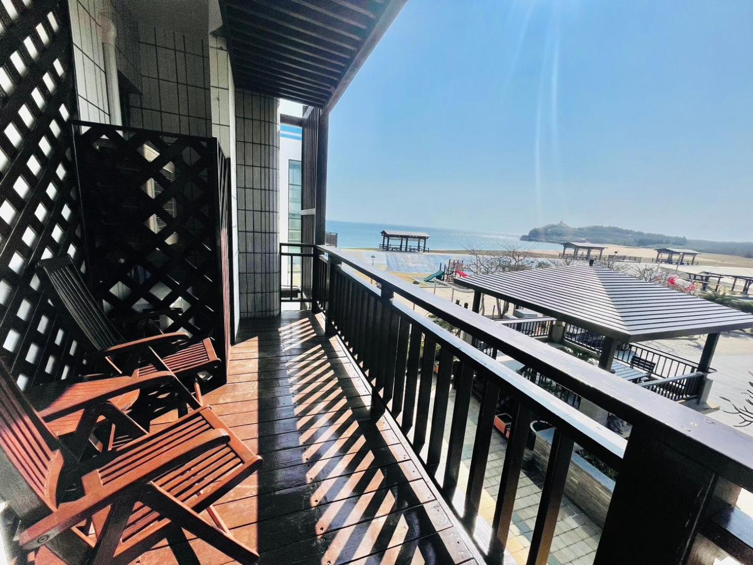 Beachcastle & Sea View Villa