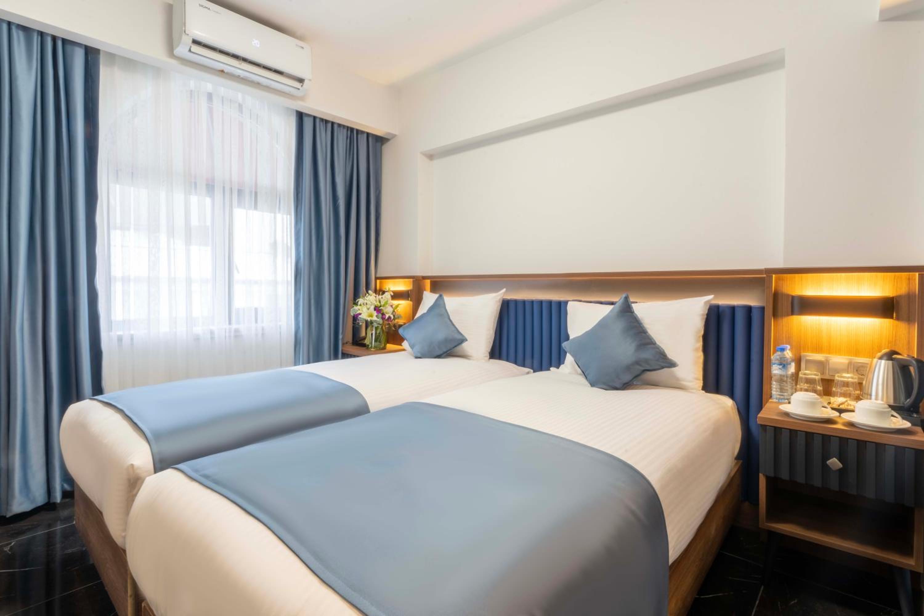 THE BOSFOR OTEL - Image 12