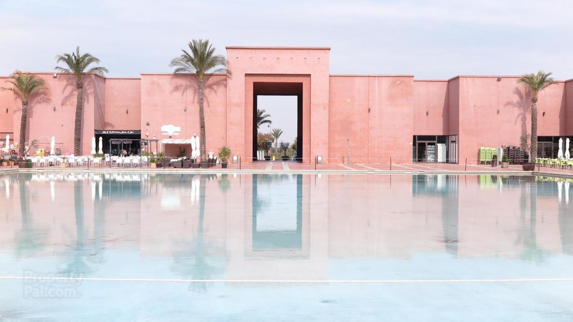 2 bed apartment on Condado De Alhama with roof solarium N5 view 4