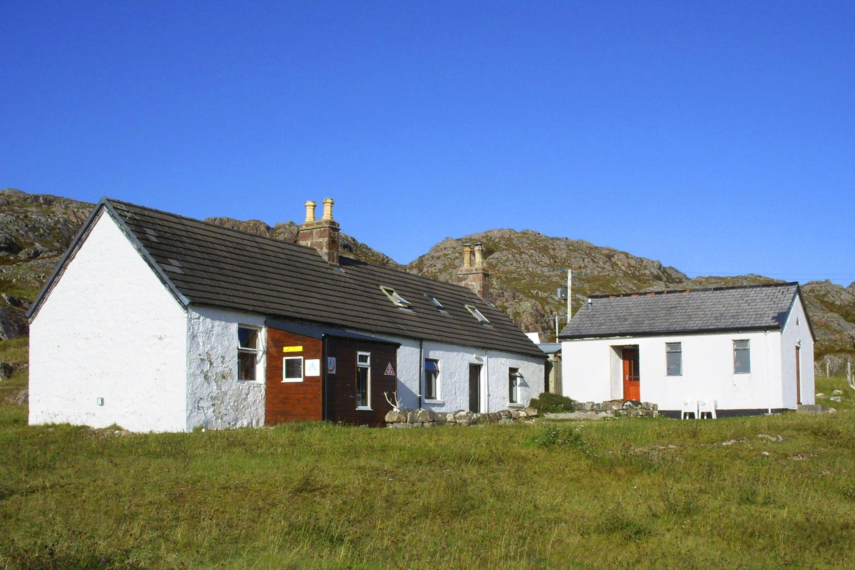 Hotel Achmelvich Beach Youth Hostel - Image 1