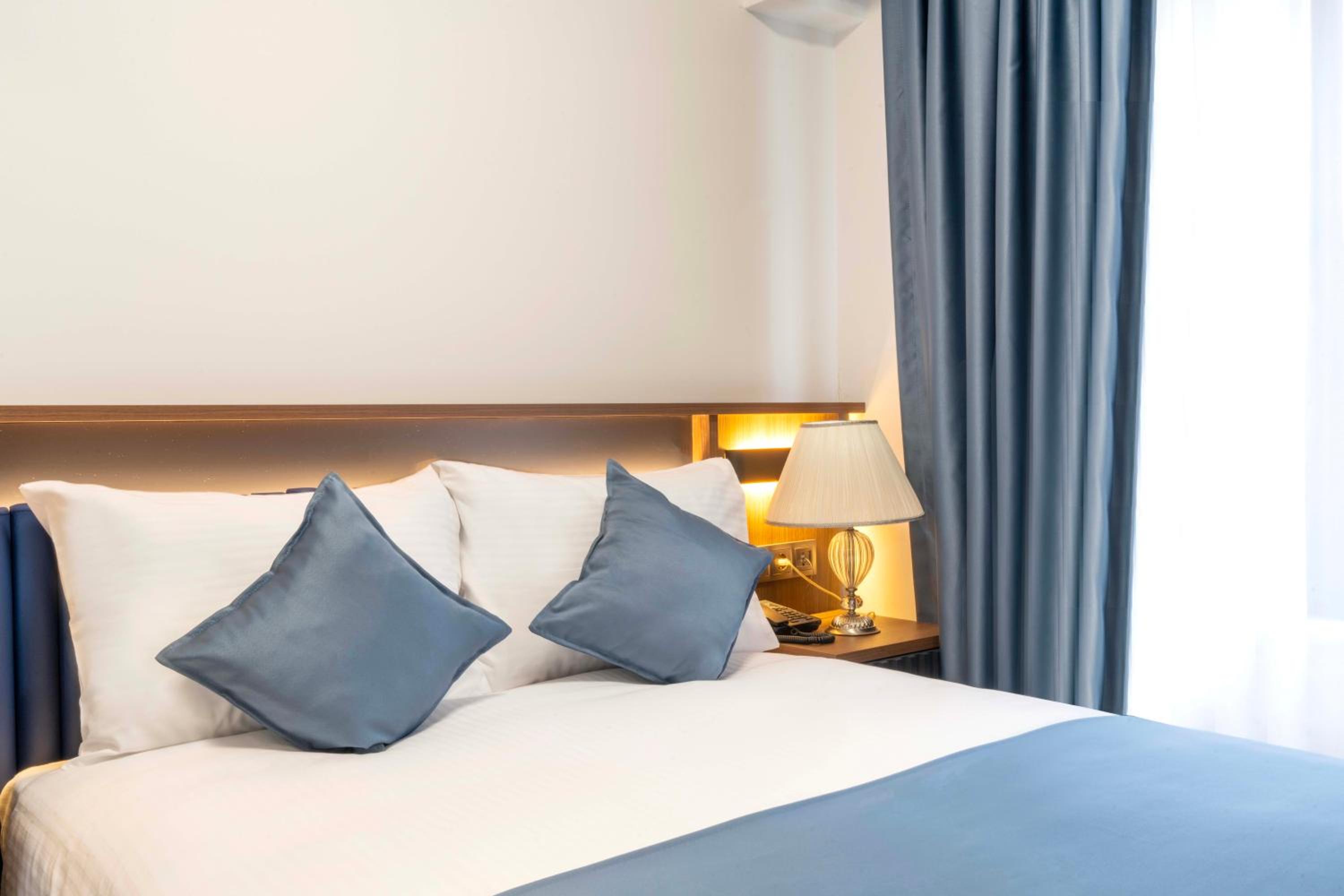 THE BOSFOR OTEL - Image 34