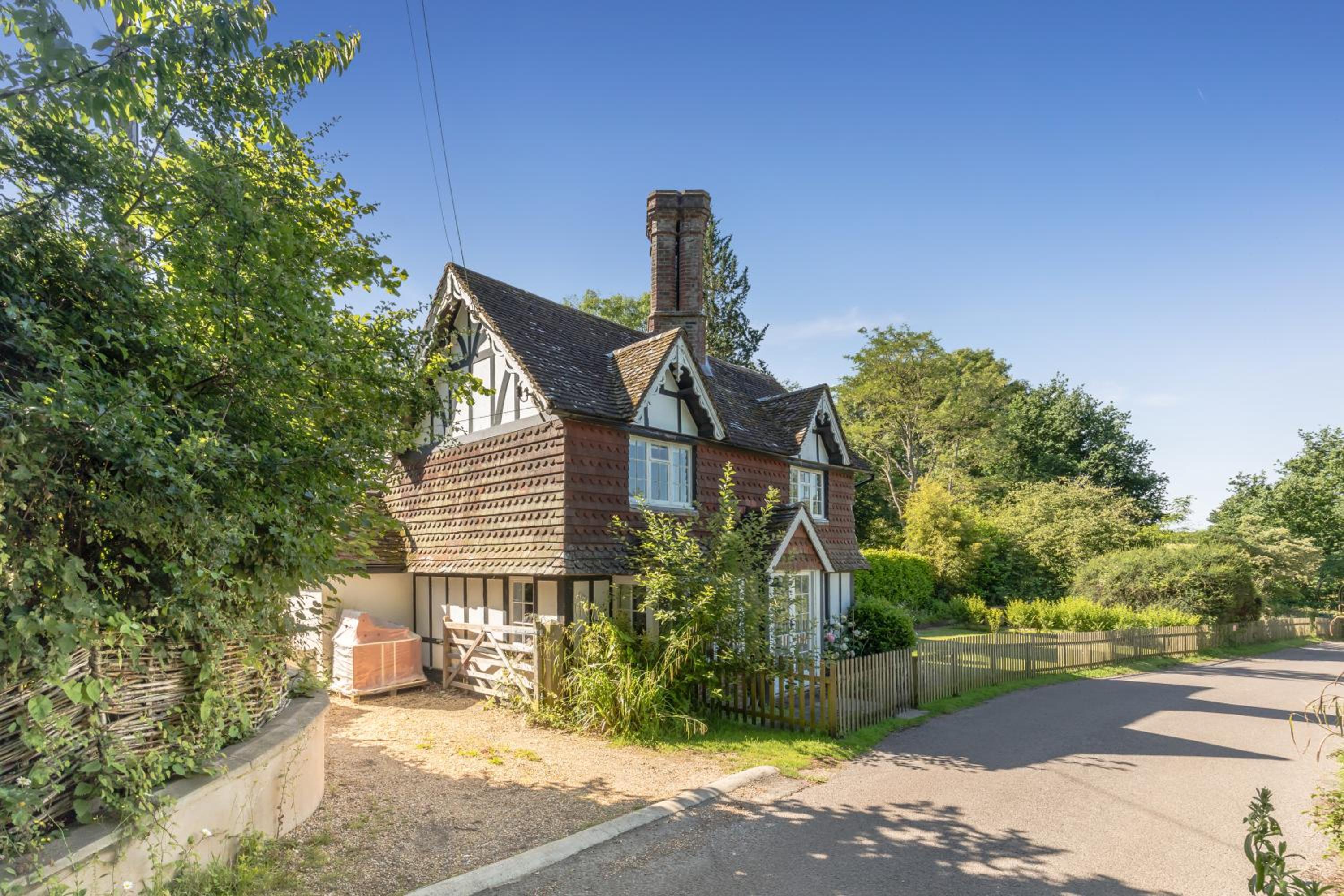 Danny Lodge - Country Cottage Near Brighton by Huluki Sussex Stays, photo 28