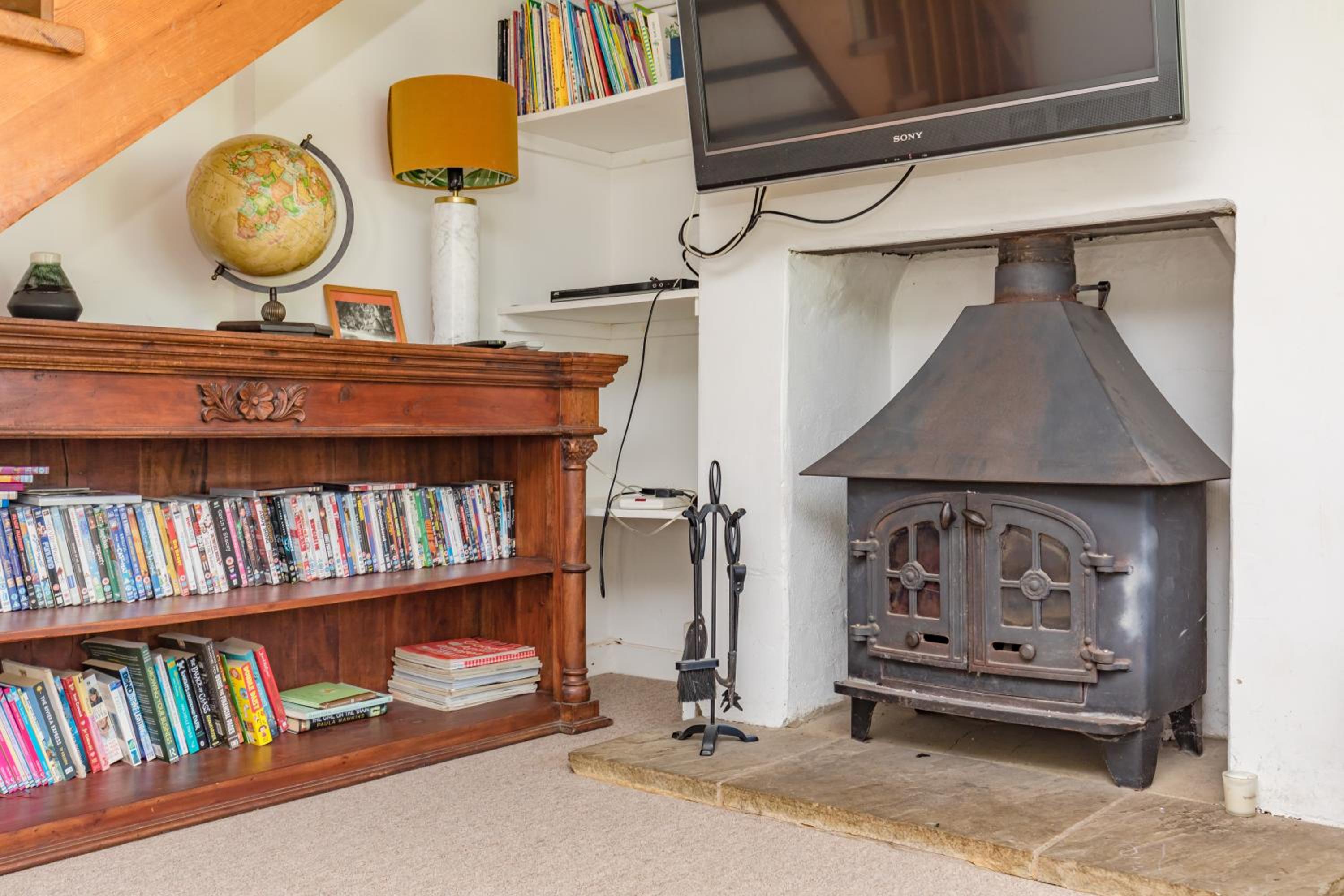 Danny Lodge - Country Cottage Near Brighton by Huluki Sussex Stays
