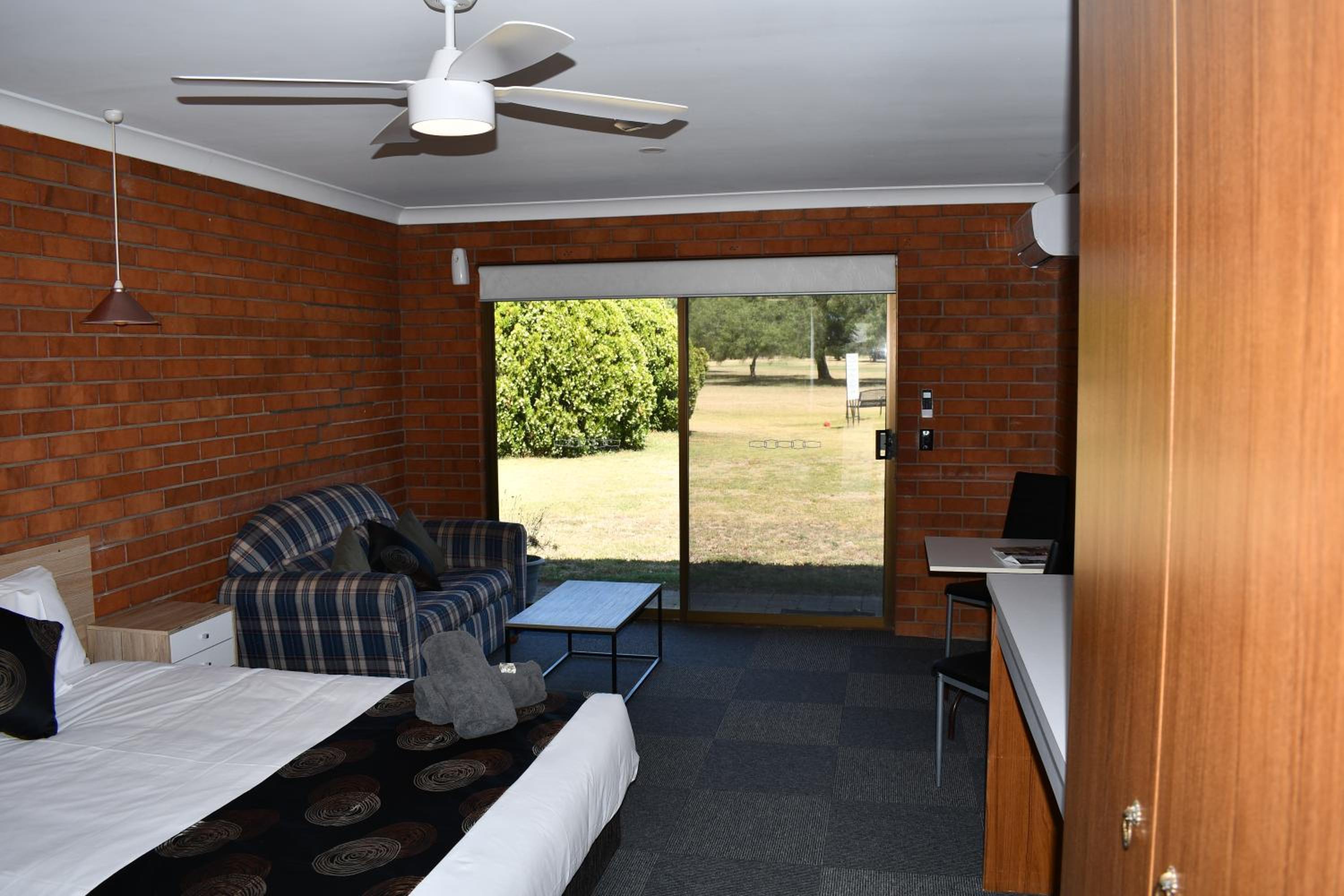 Berrigan Motel
