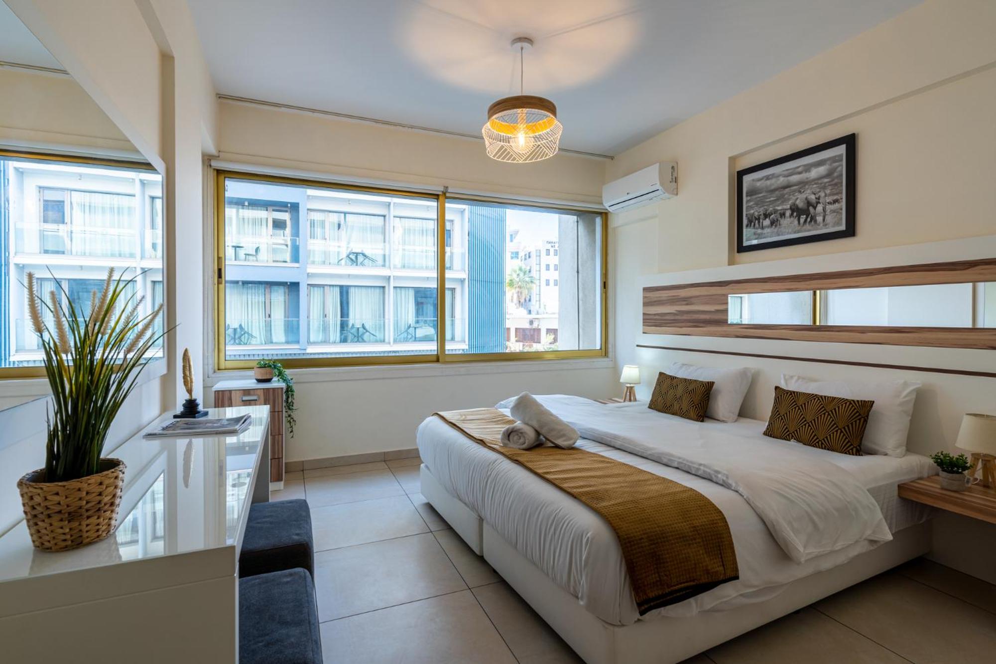 City Cove 1-BR Apt in Larnaca