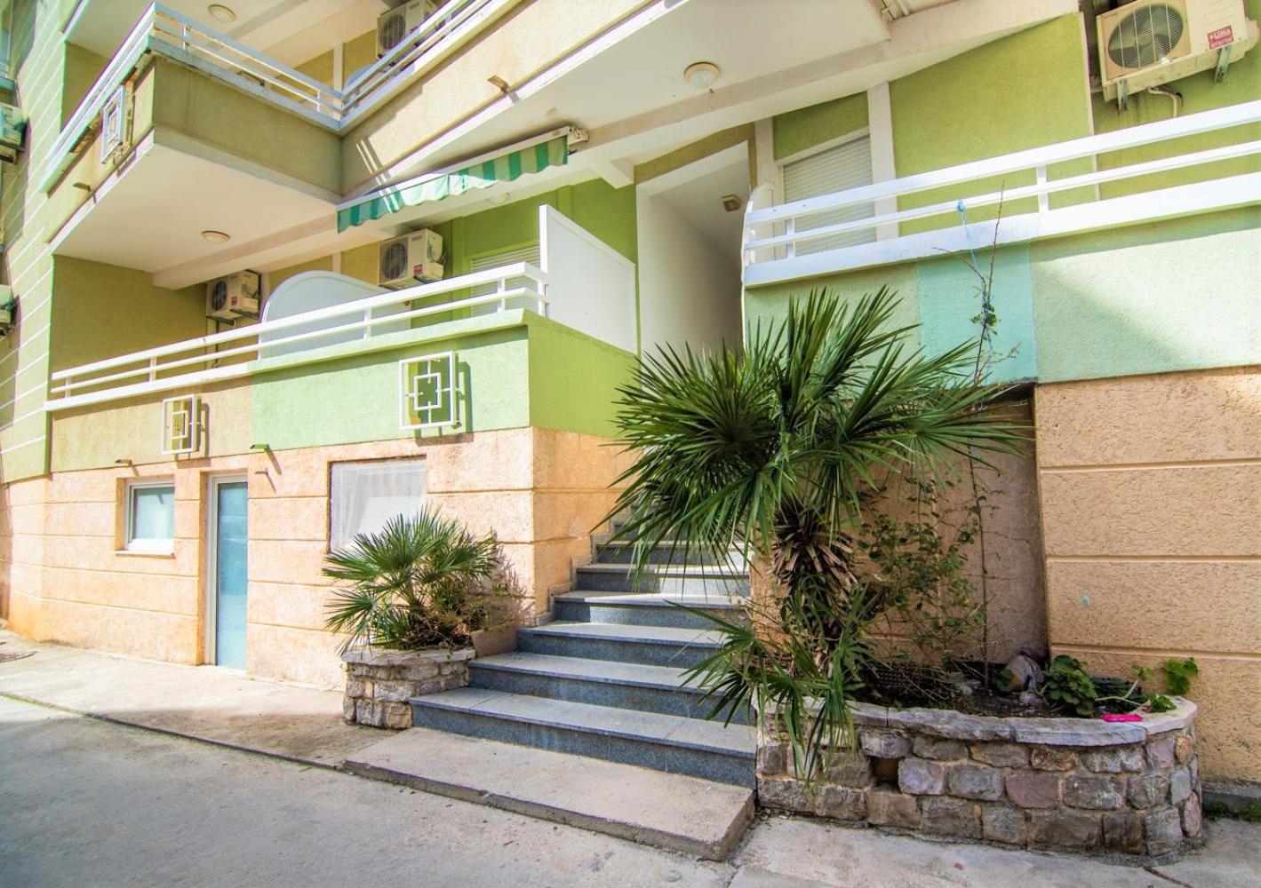Apartments Marina
