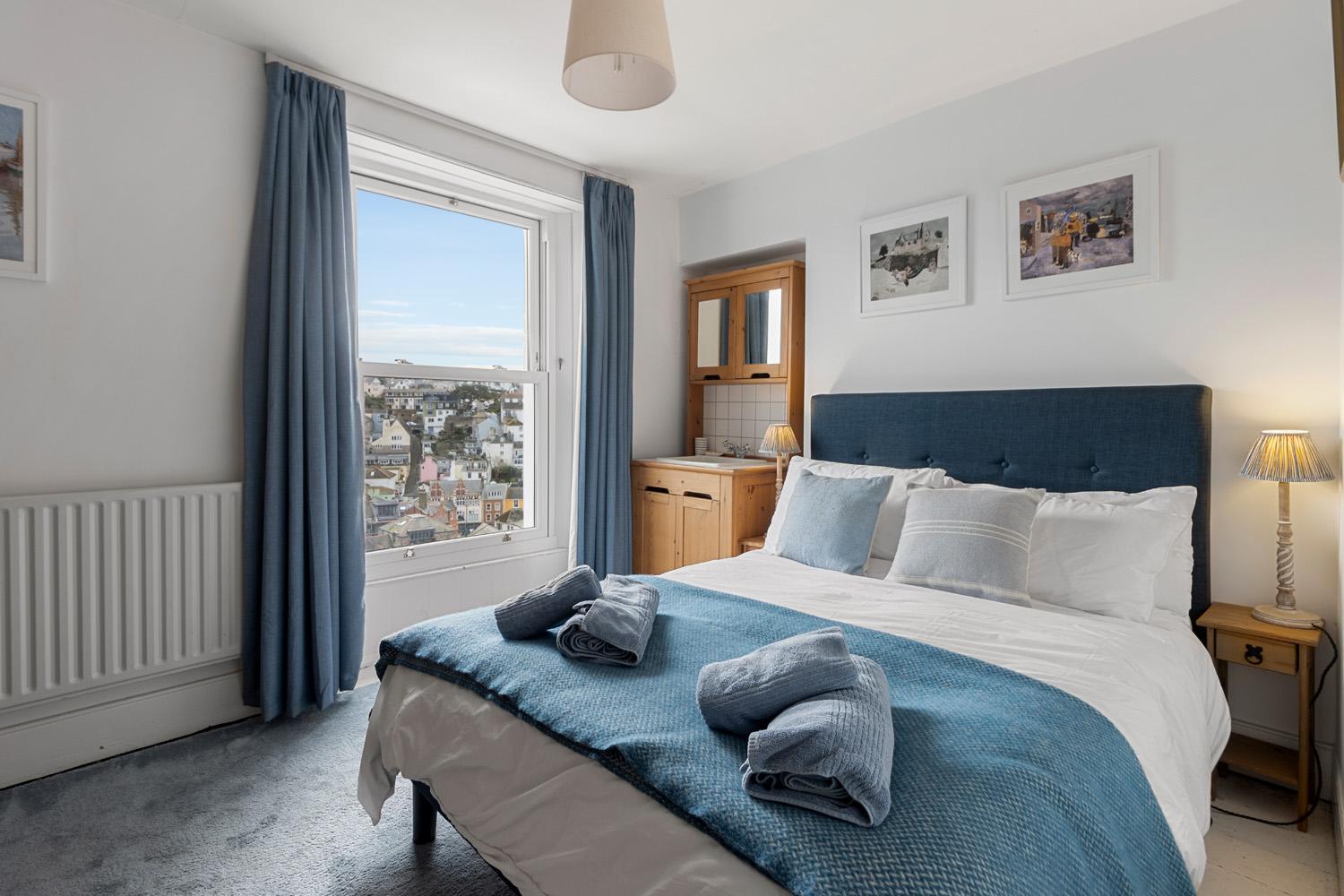 Polly's Place, Harbour Area, Sea Views & Terrace view 3