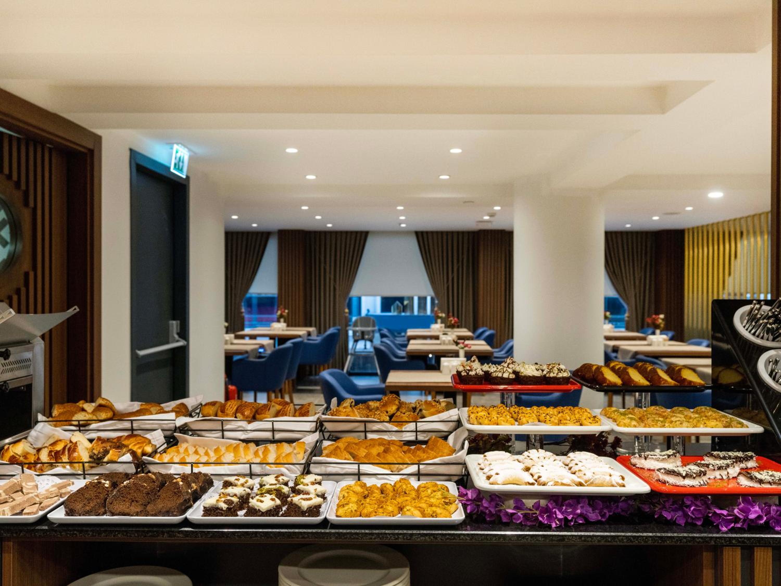 THE BOSFOR OTEL - Image 45