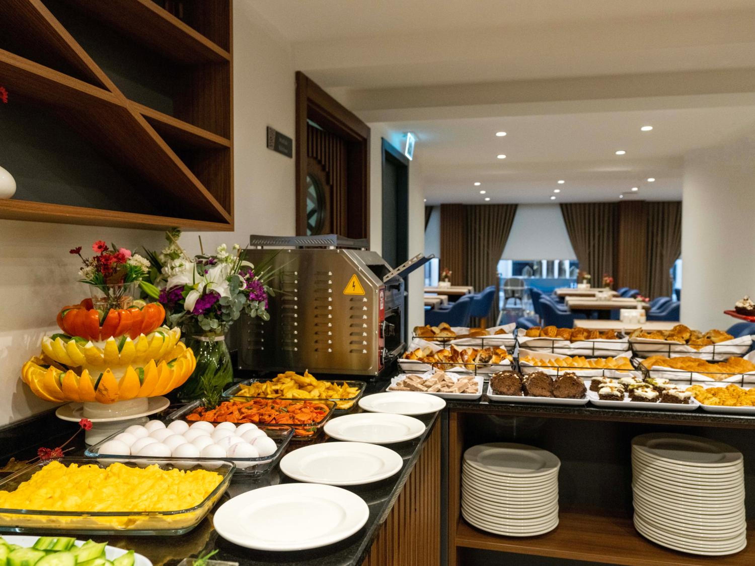 THE BOSFOR OTEL - Image 44