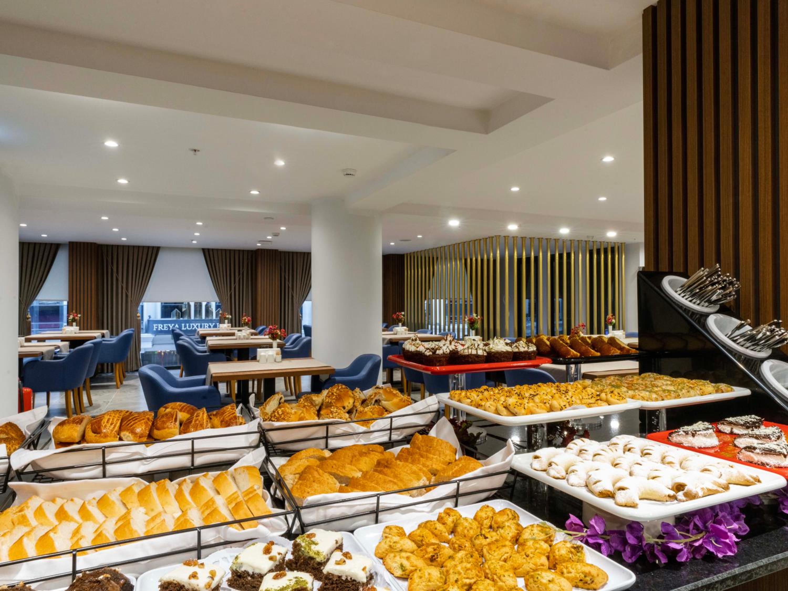 THE BOSFOR OTEL - Image 48