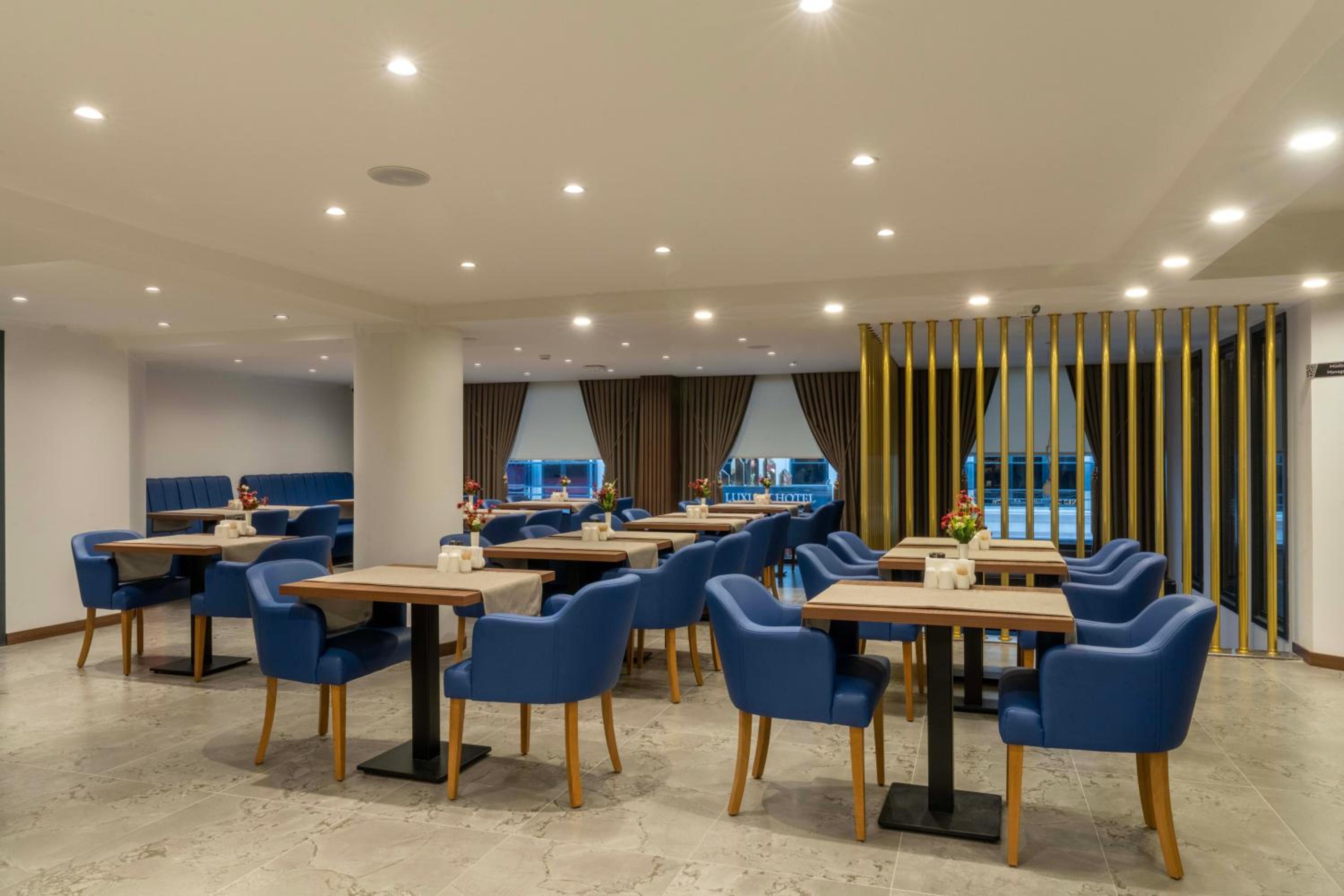 THE BOSFOR OTEL - Image 52