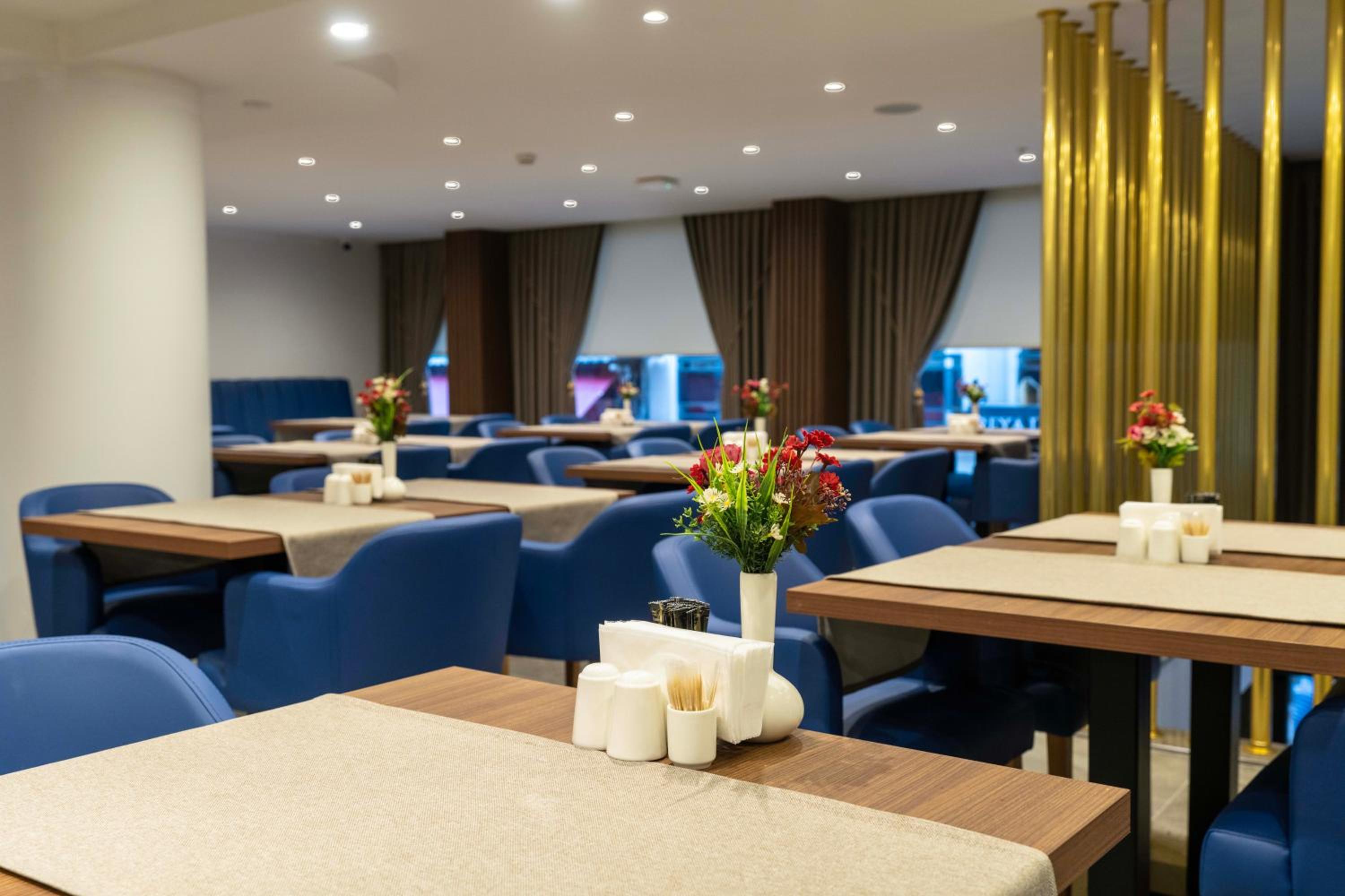 THE BOSFOR OTEL - Image 55