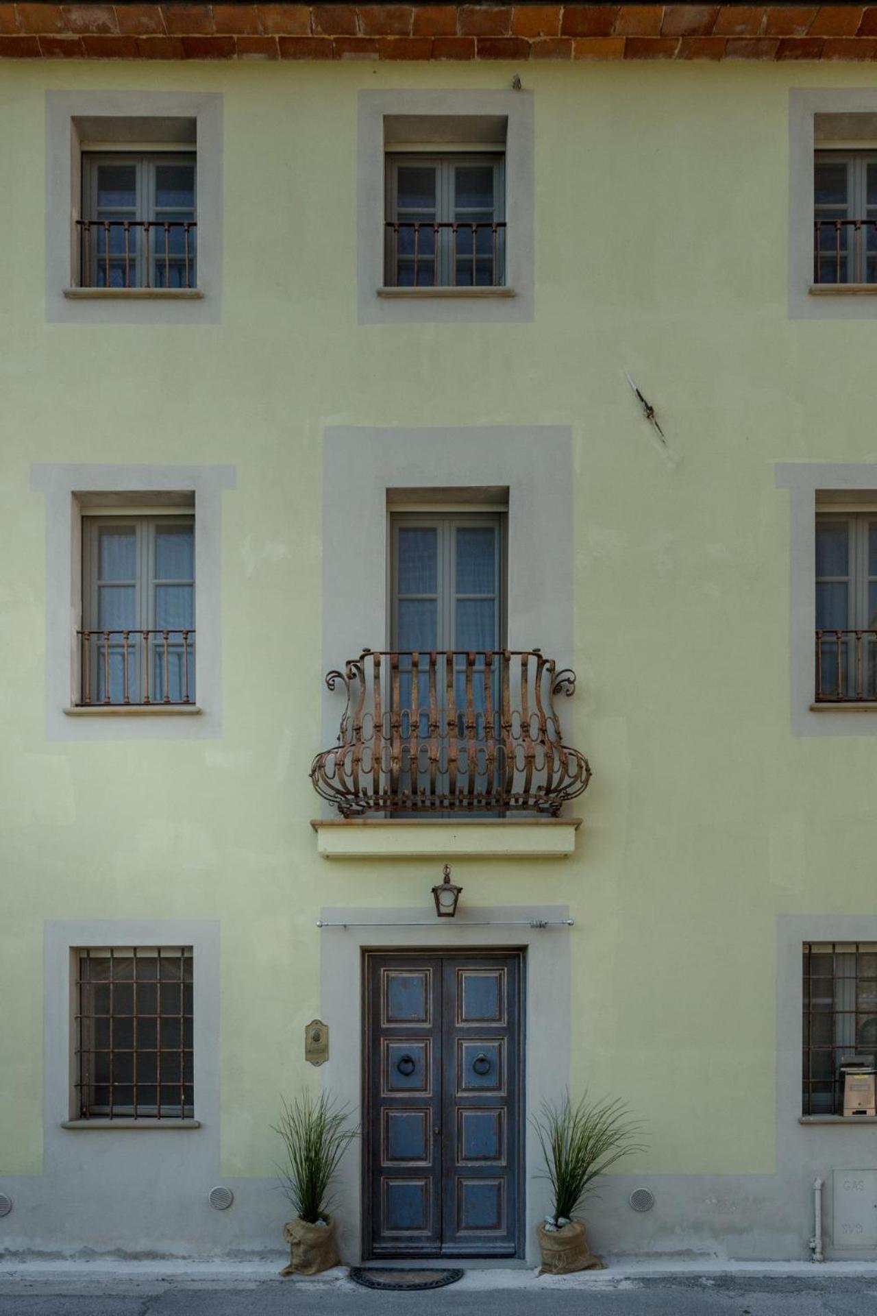 Photo 46