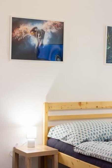 Cozy basement flat, SkyShowtime, 3 minutes to center