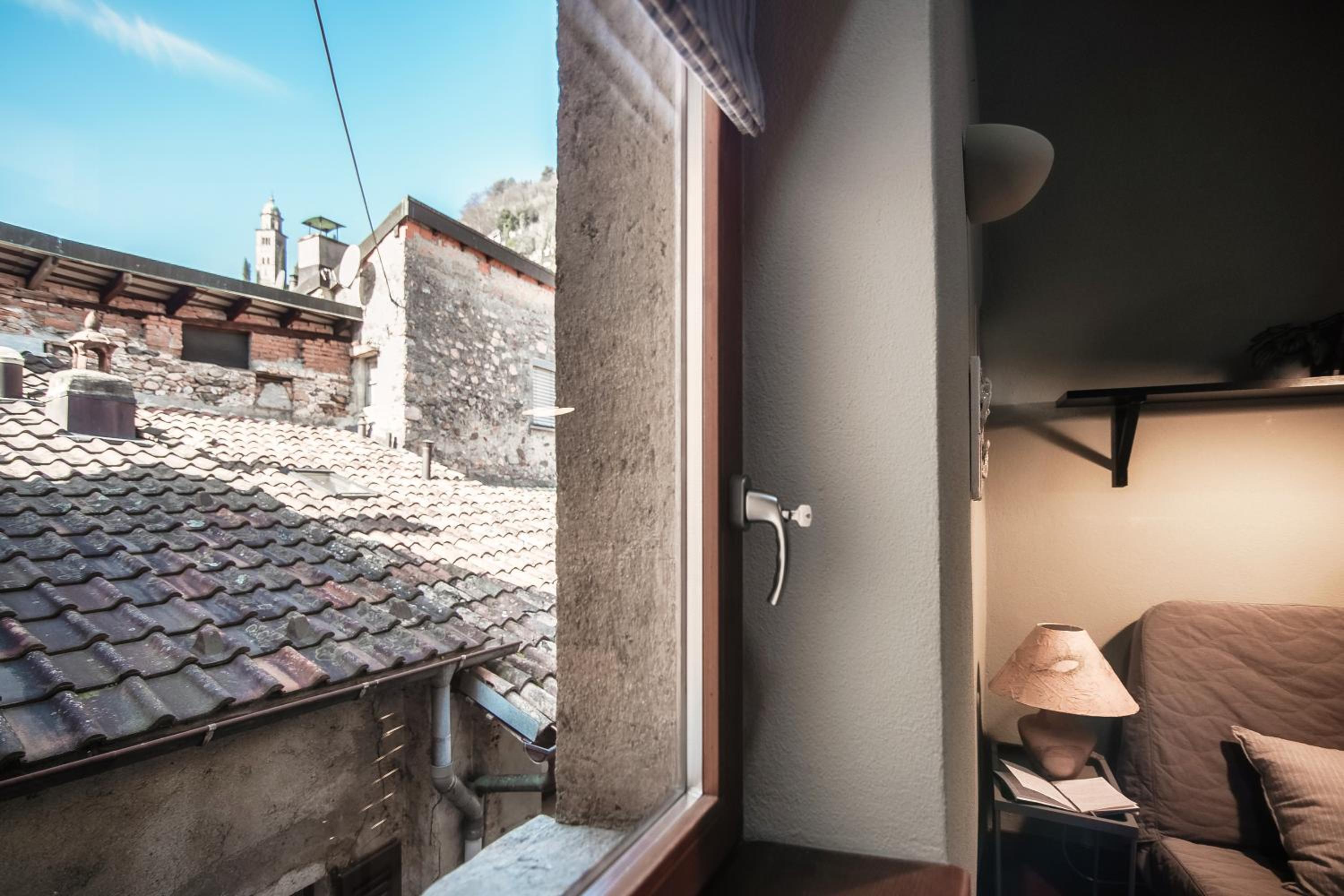 SIN4 Apartments by Quokka 360 - overlooking the lake - FAI heritage in Morcote