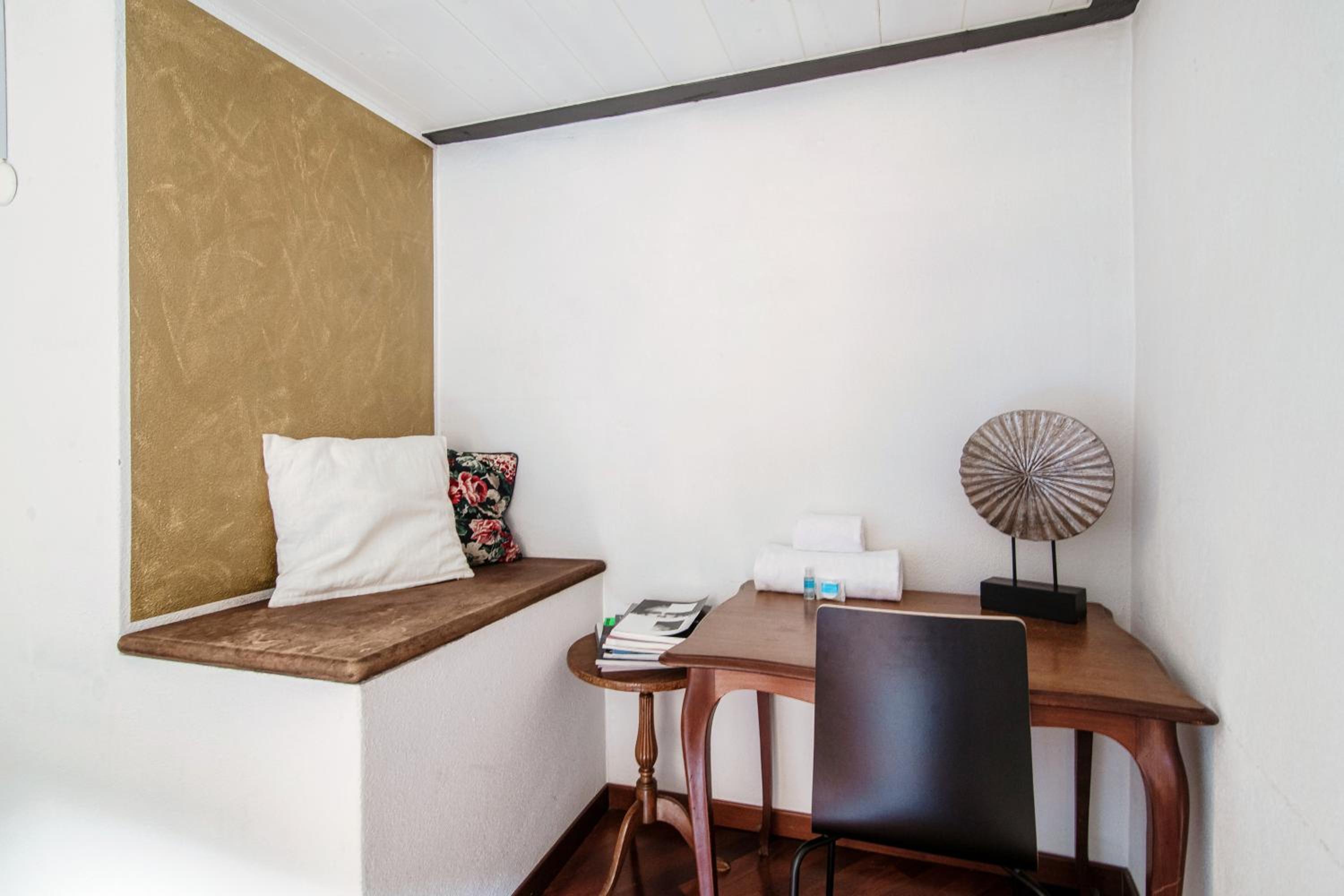 SIN4 Apartments by Quokka 360 - overlooking the lake - FAI heritage in Morcote