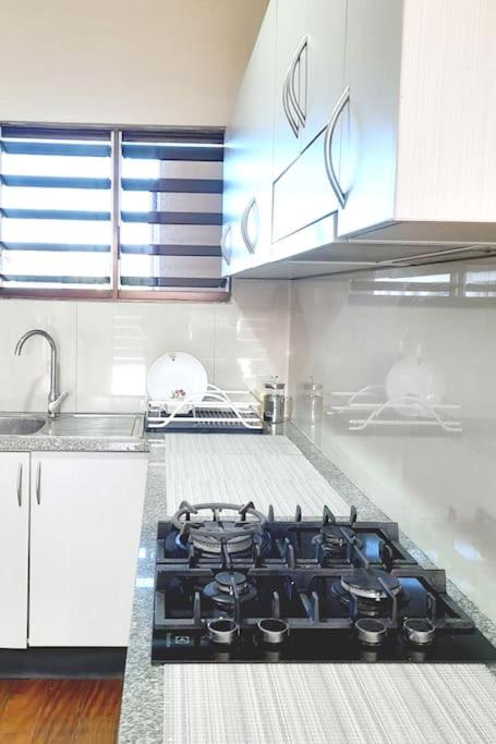 Waterfront Sunset Apartment Nadi