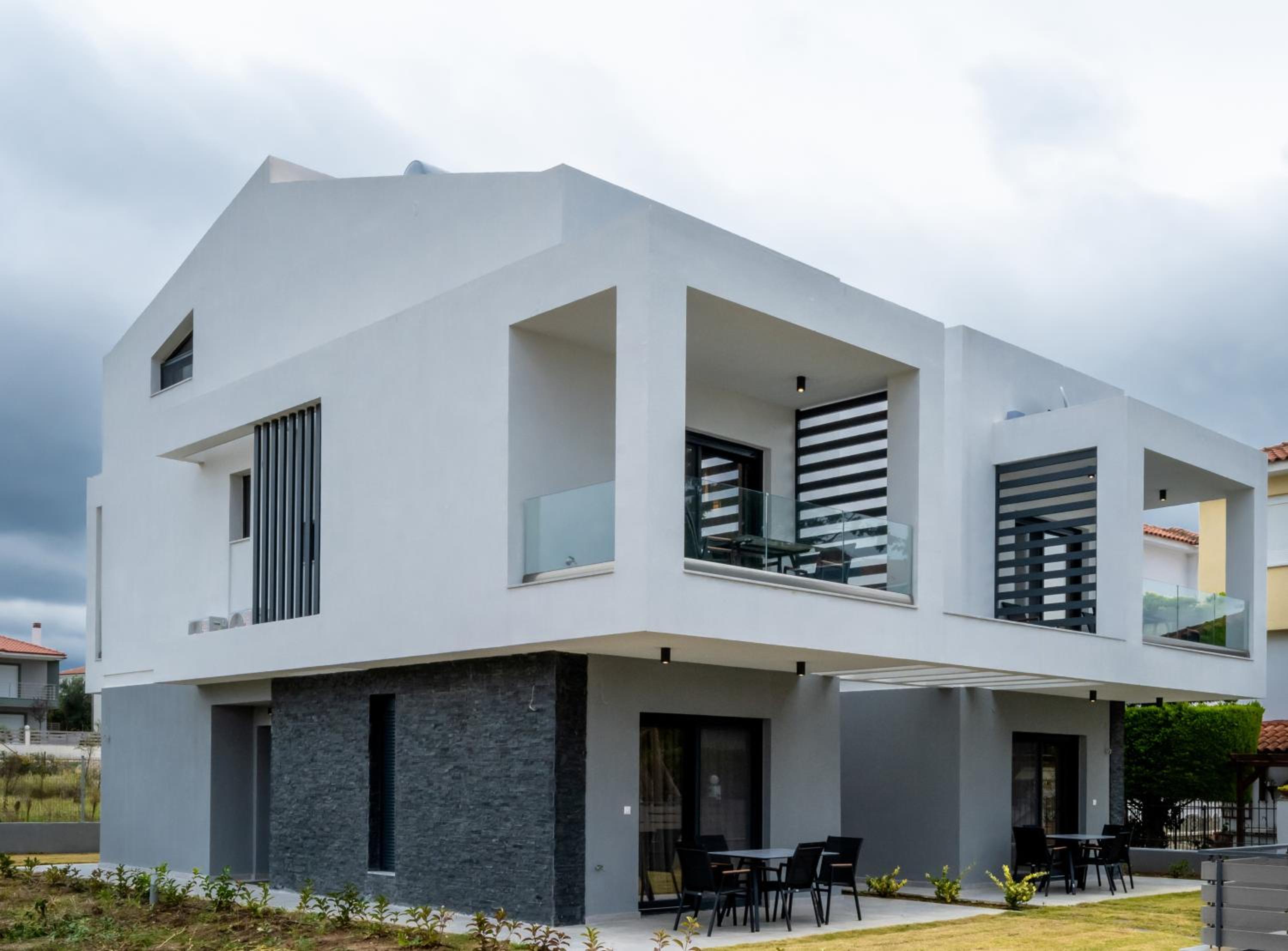 IRIS SUITES NIKITI view 2