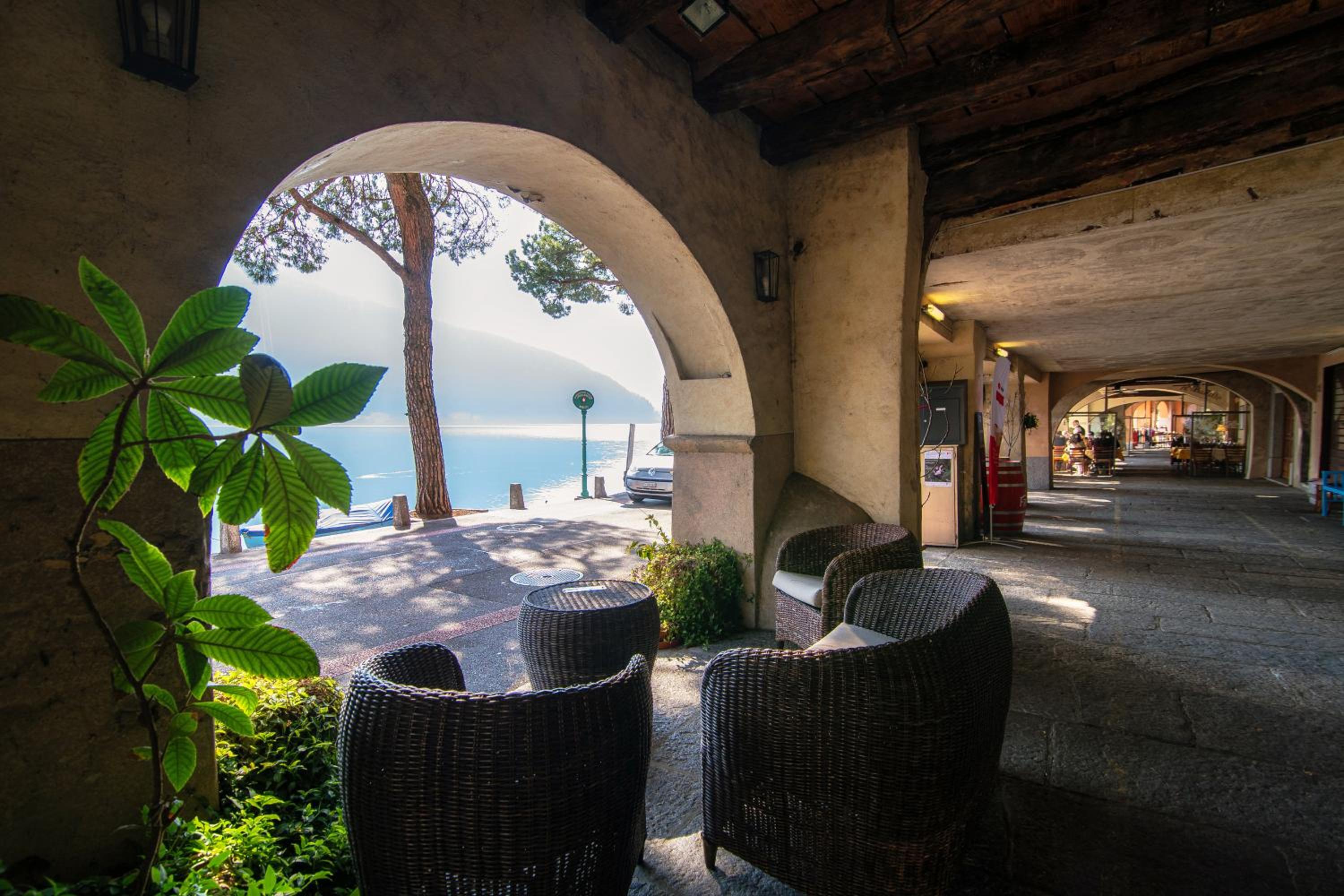 SIN4 Apartments by Quokka 360 - overlooking the lake - FAI heritage in Morcote