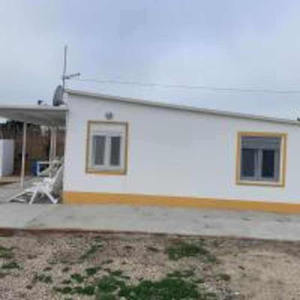 Hotel Casinha em frente à Lagoa - Image 1