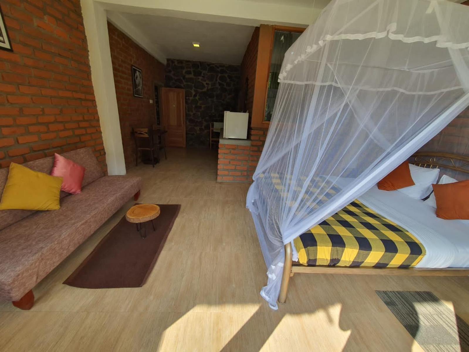 Ayubo Ella - Bed & Breakfast