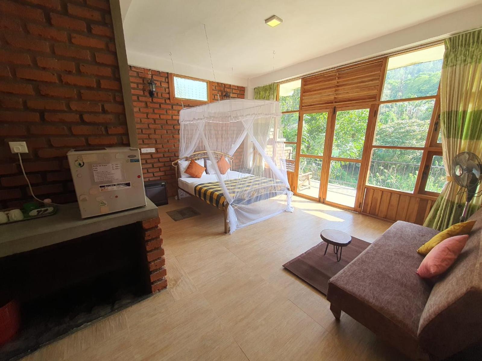 Ayubo Ella - Bed & Breakfast