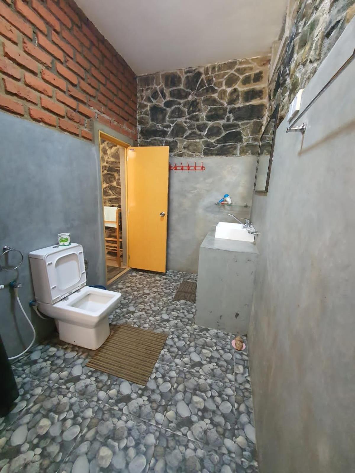 Ayubo Ella - Bed & Breakfast