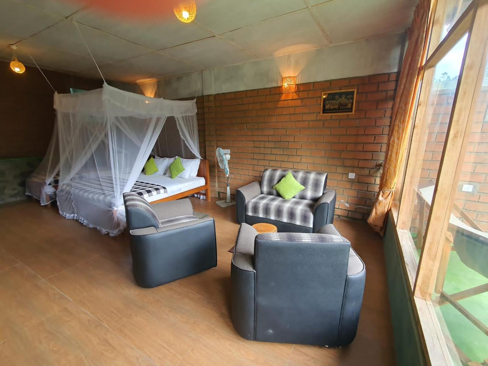 Ayubo Ella - Bed & Breakfast