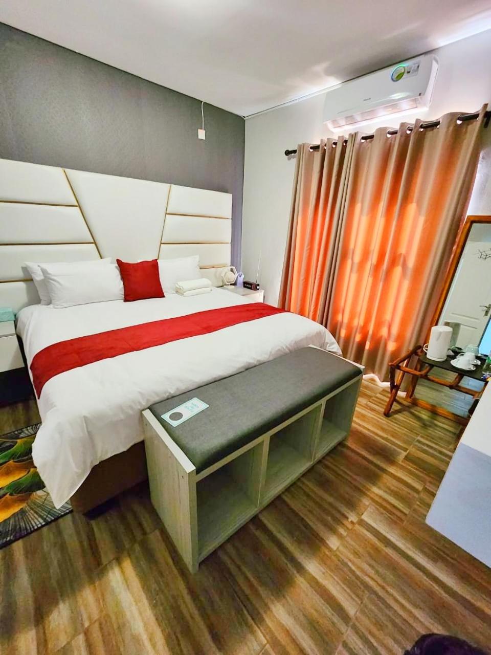 Tlokweng Rose Garden Guesthouse