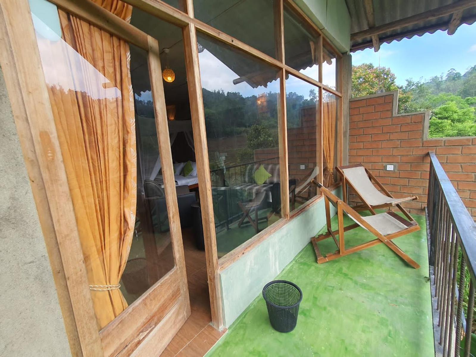 Ayubo Ella - Bed & Breakfast