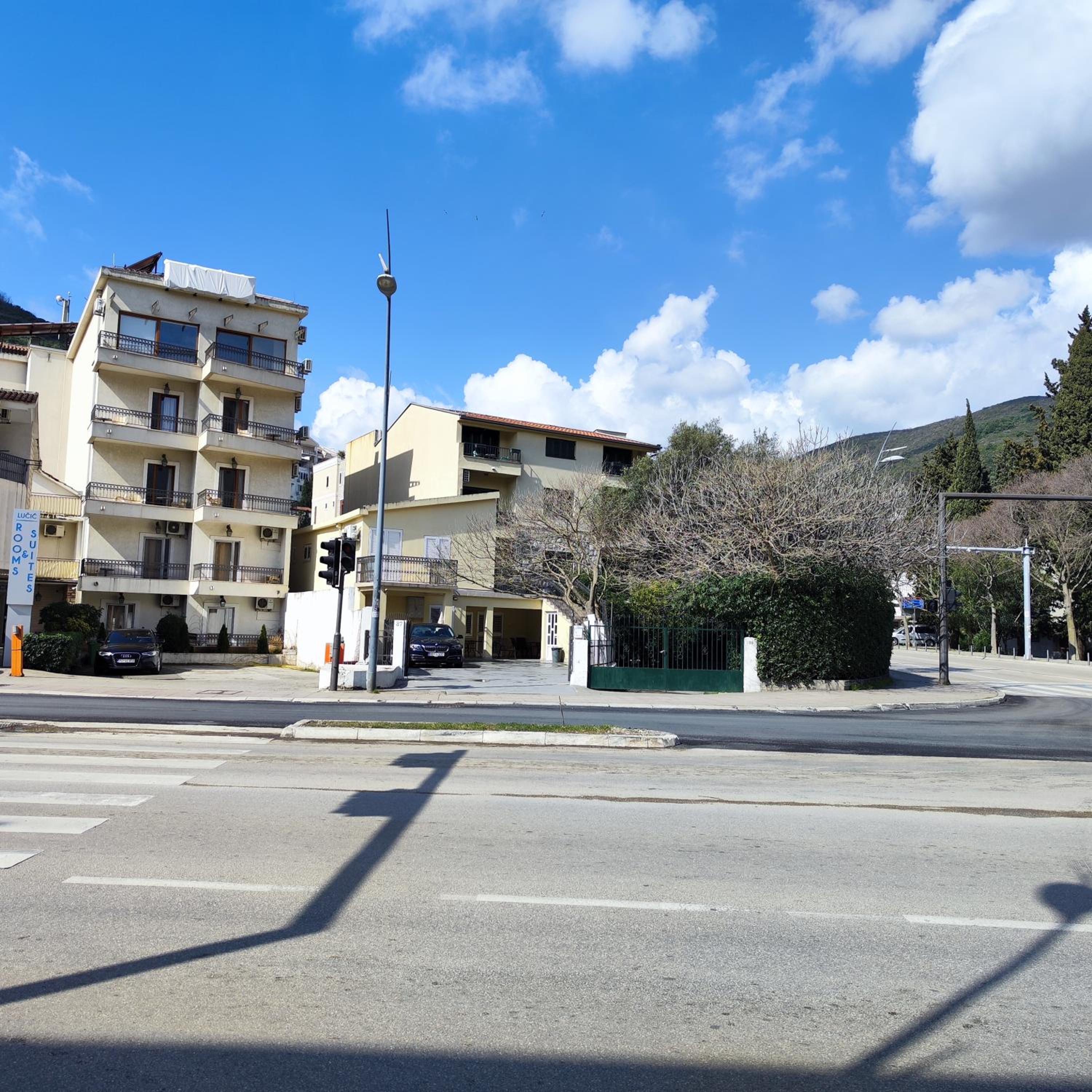 Real Apartments
