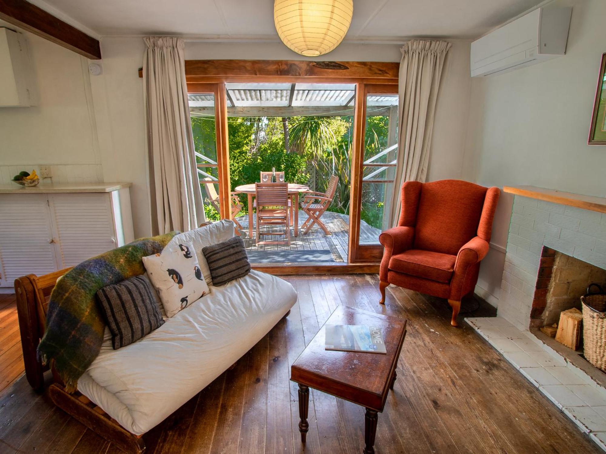 Kereru Cottage - Pohara Holiday Home view 3