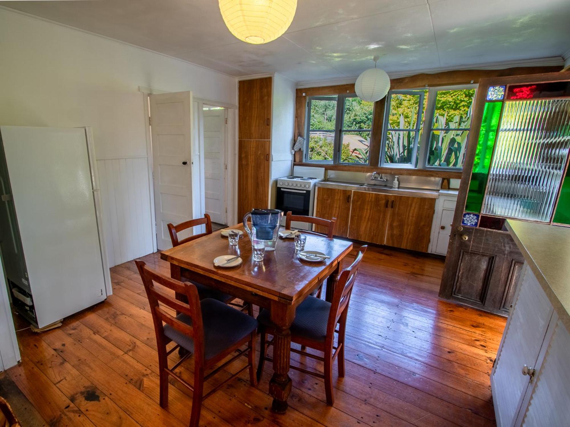 Kereru Cottage - Pohara Holiday Home view 5