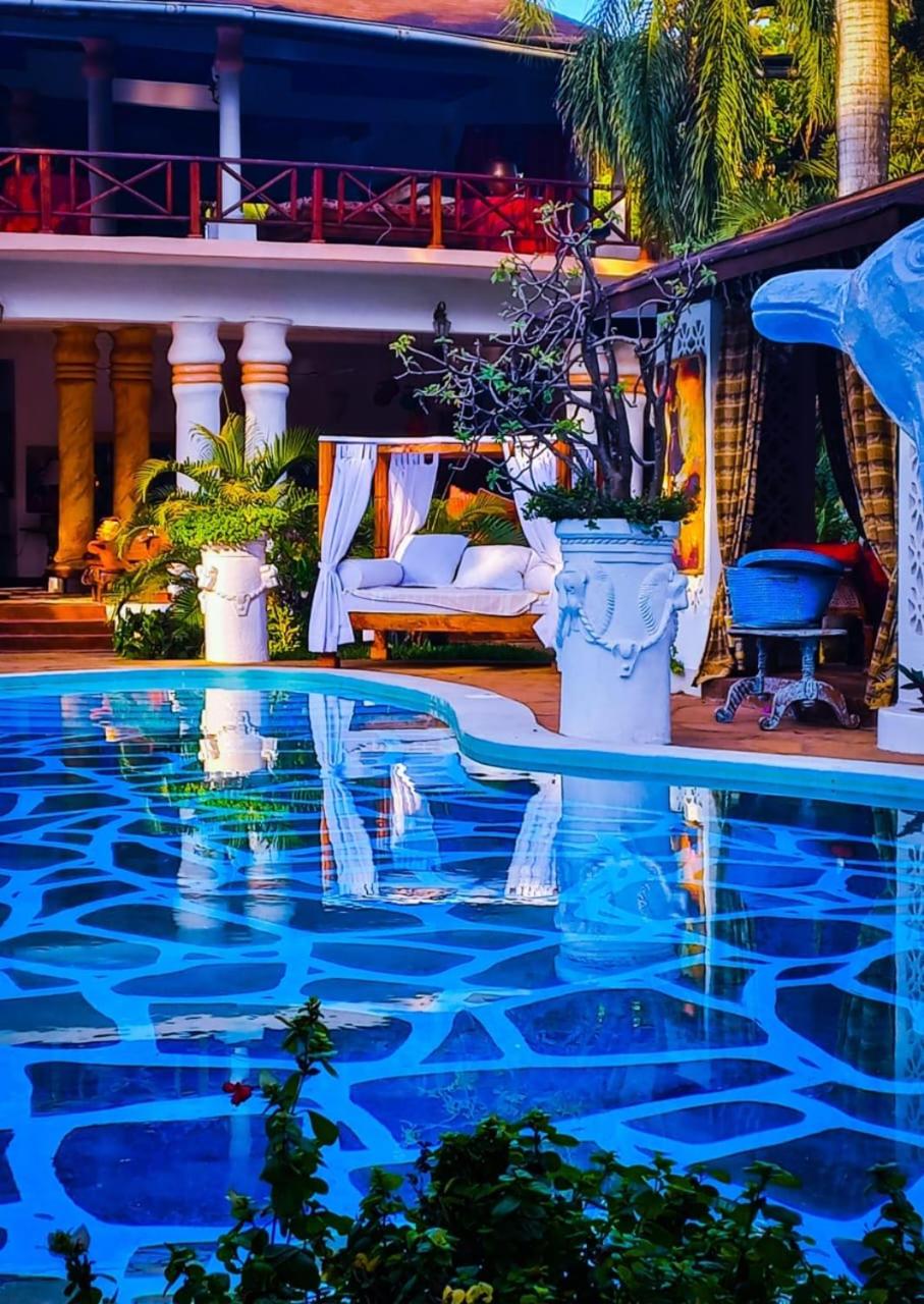African House Resort