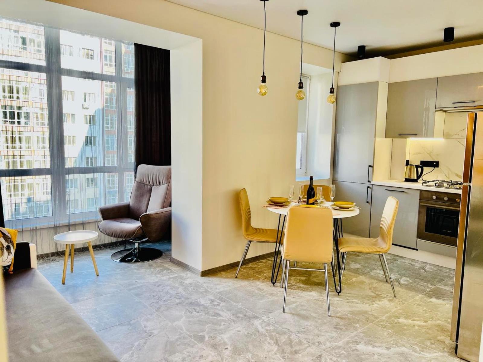 Gold Apartment Vysochana18