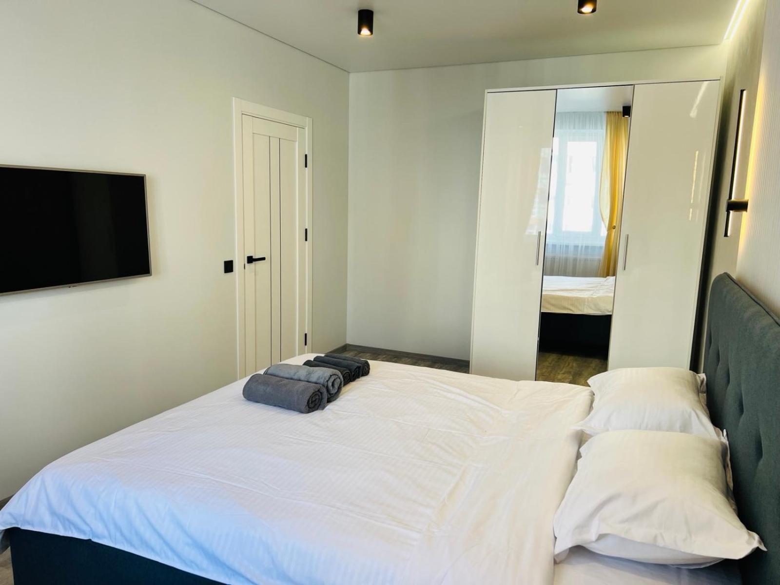 Gold Apartment Vysochana18