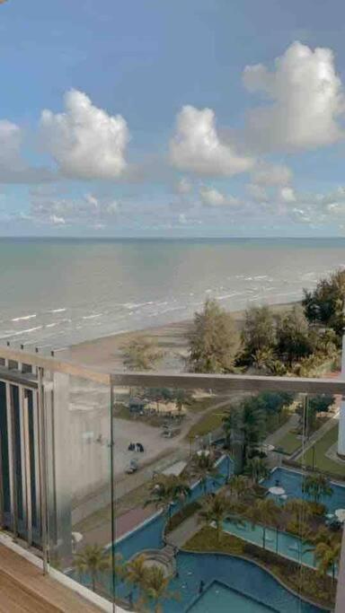 Familia Holiday @ TimurBay Seafront Kuantan photo 4