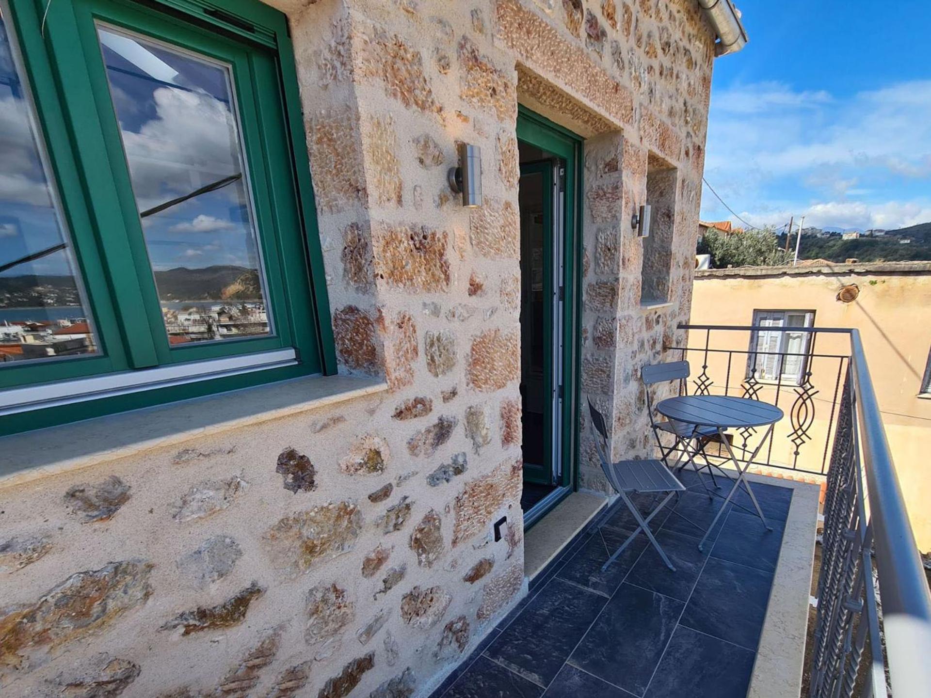 Gythio townhouse