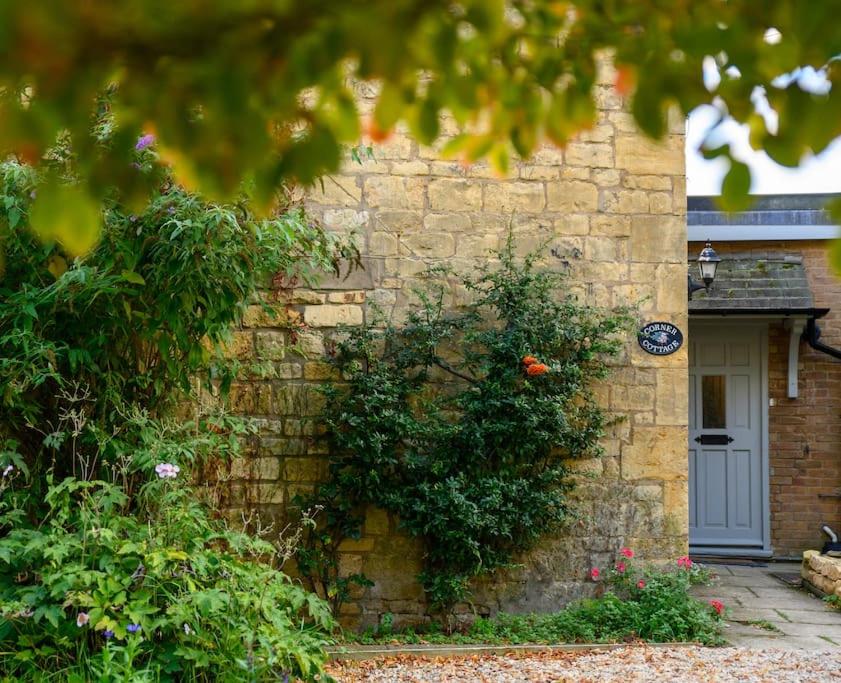 Cotswolds Corner Cottage