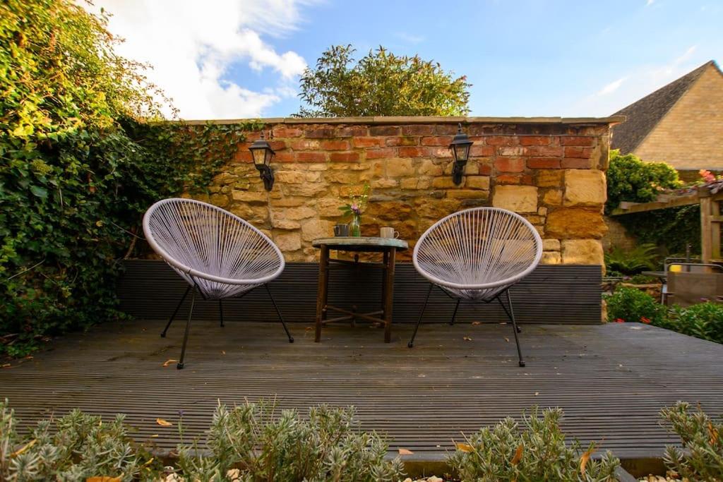 Cotswolds Corner Cottage