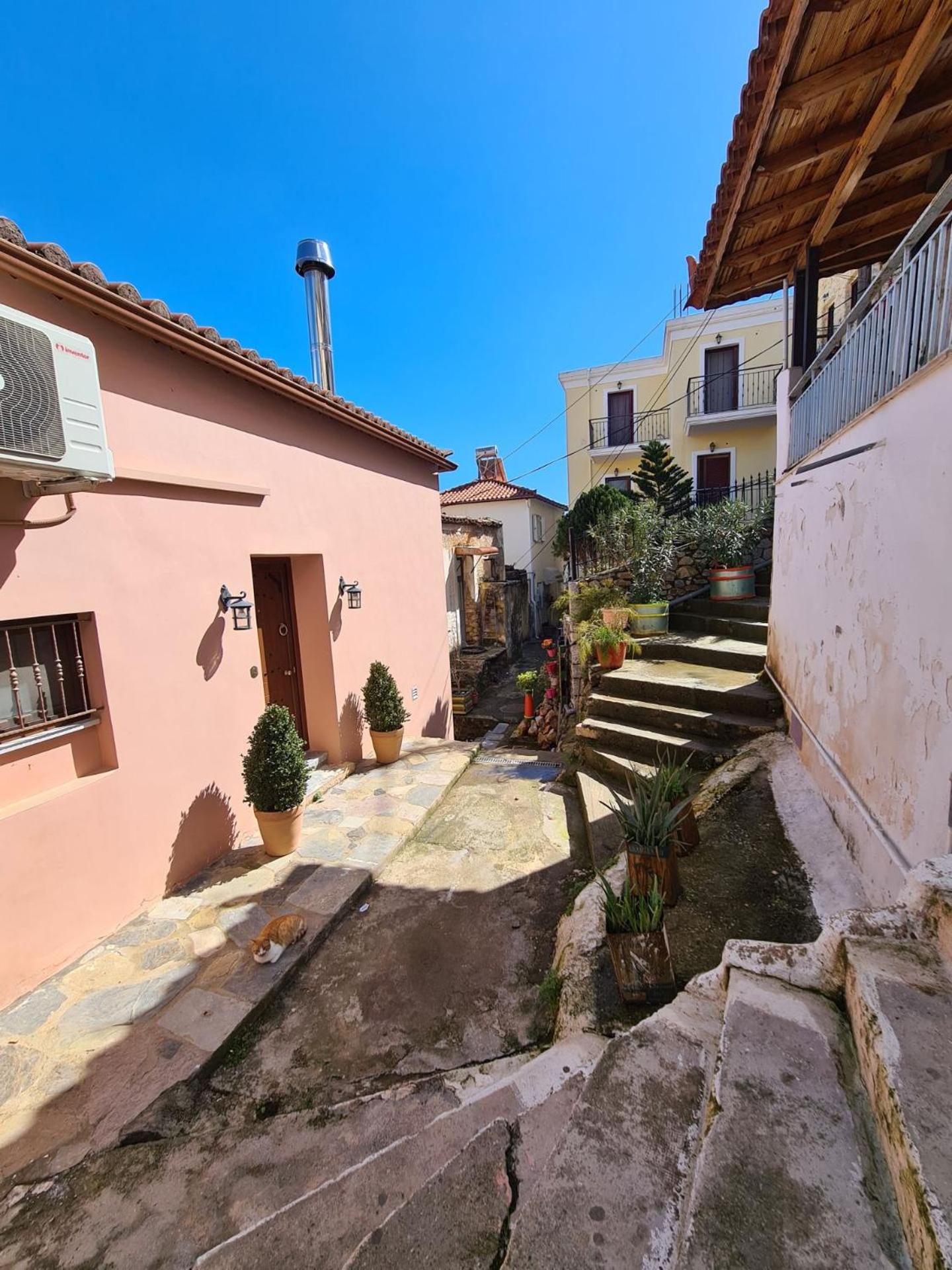 Gythio townhouse