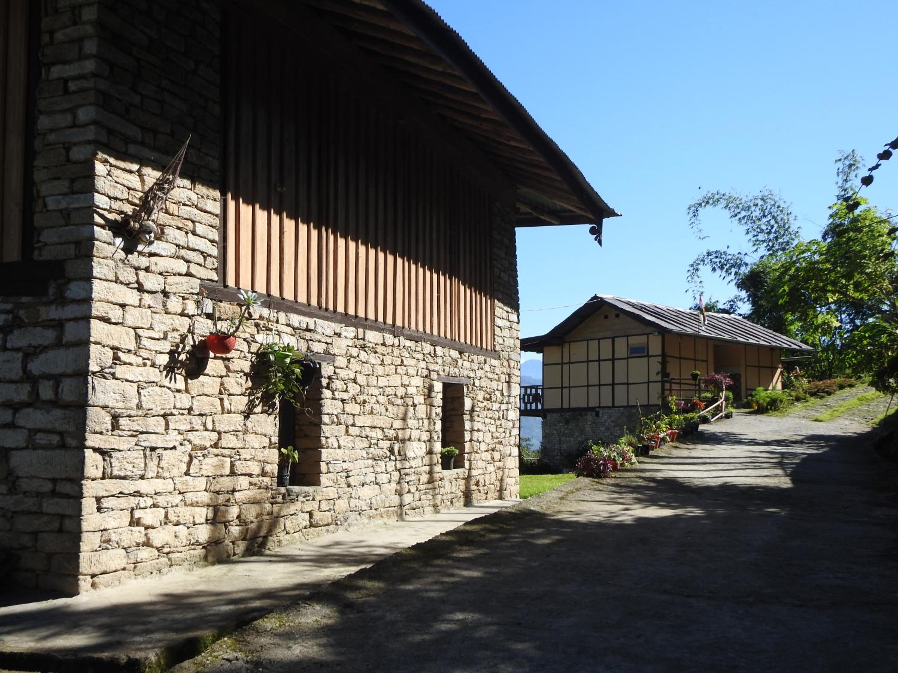 Phamlhakhang Ecohomestay
