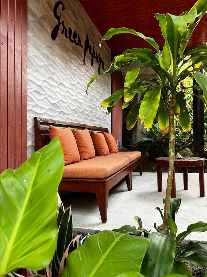 Green Papaya Beach Resort, Koh Phangan