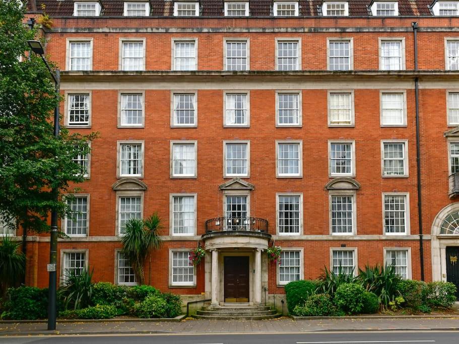 Westgate House