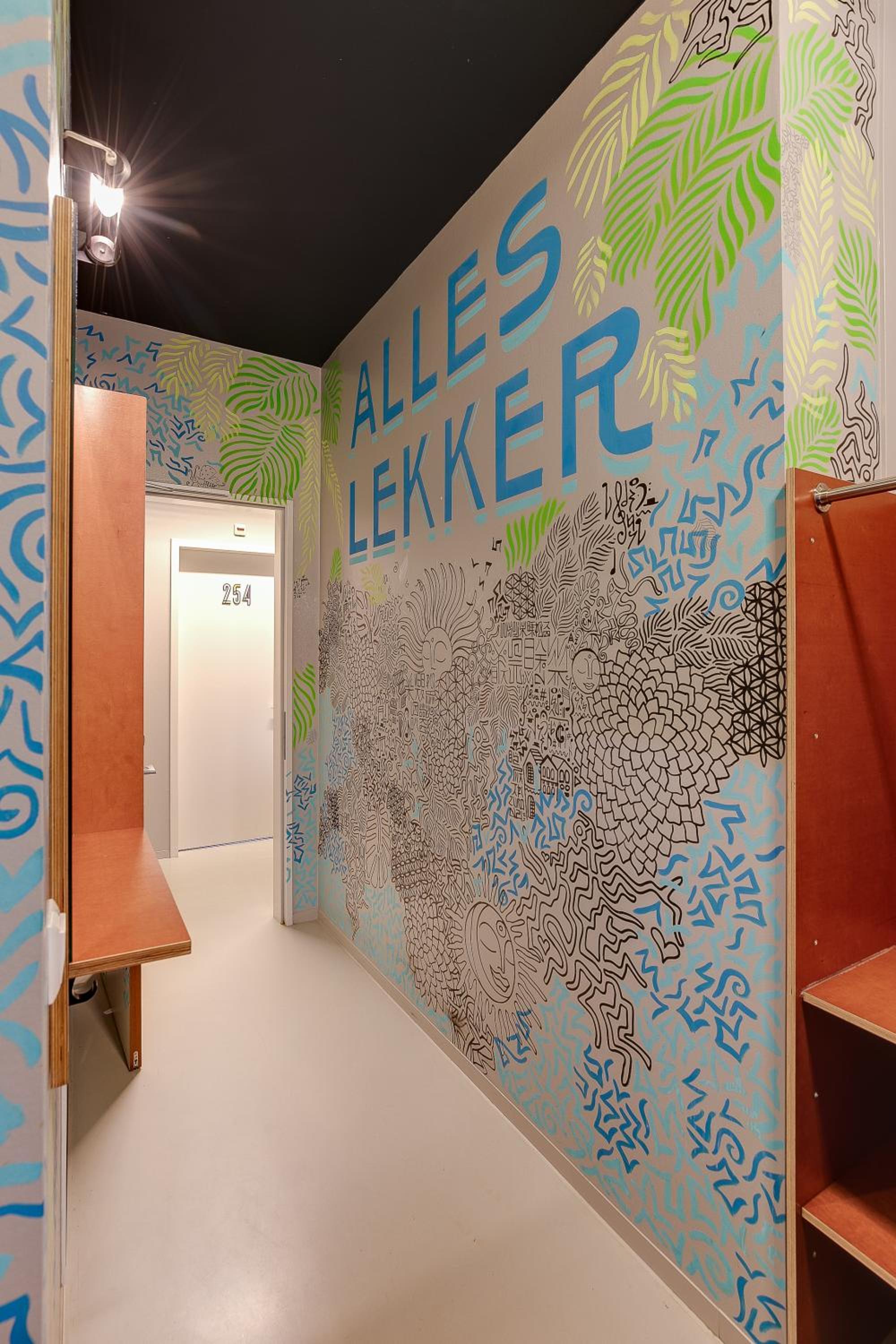 ClinkNOORD Hostel
