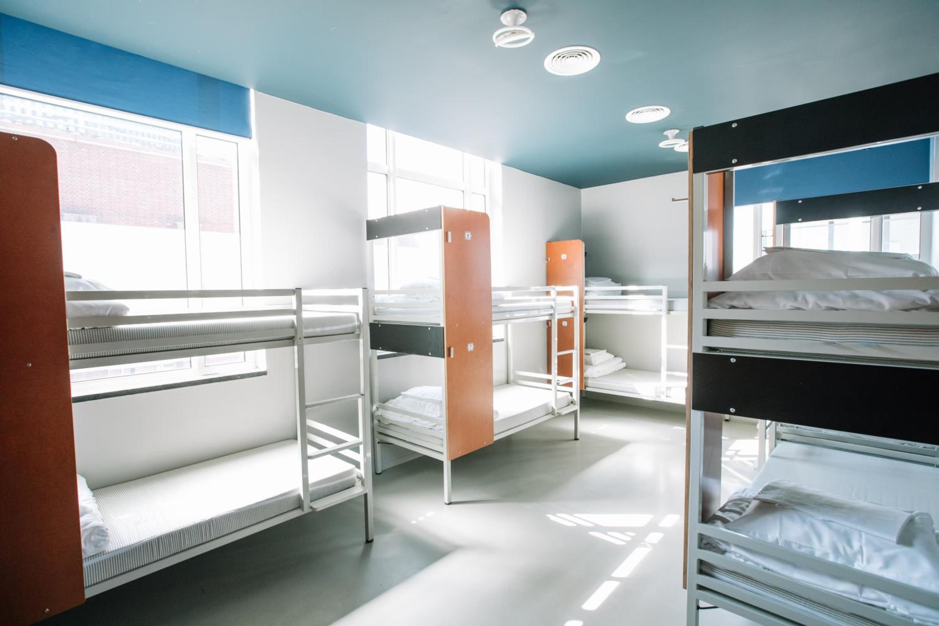 ClinkNOORD Hostel