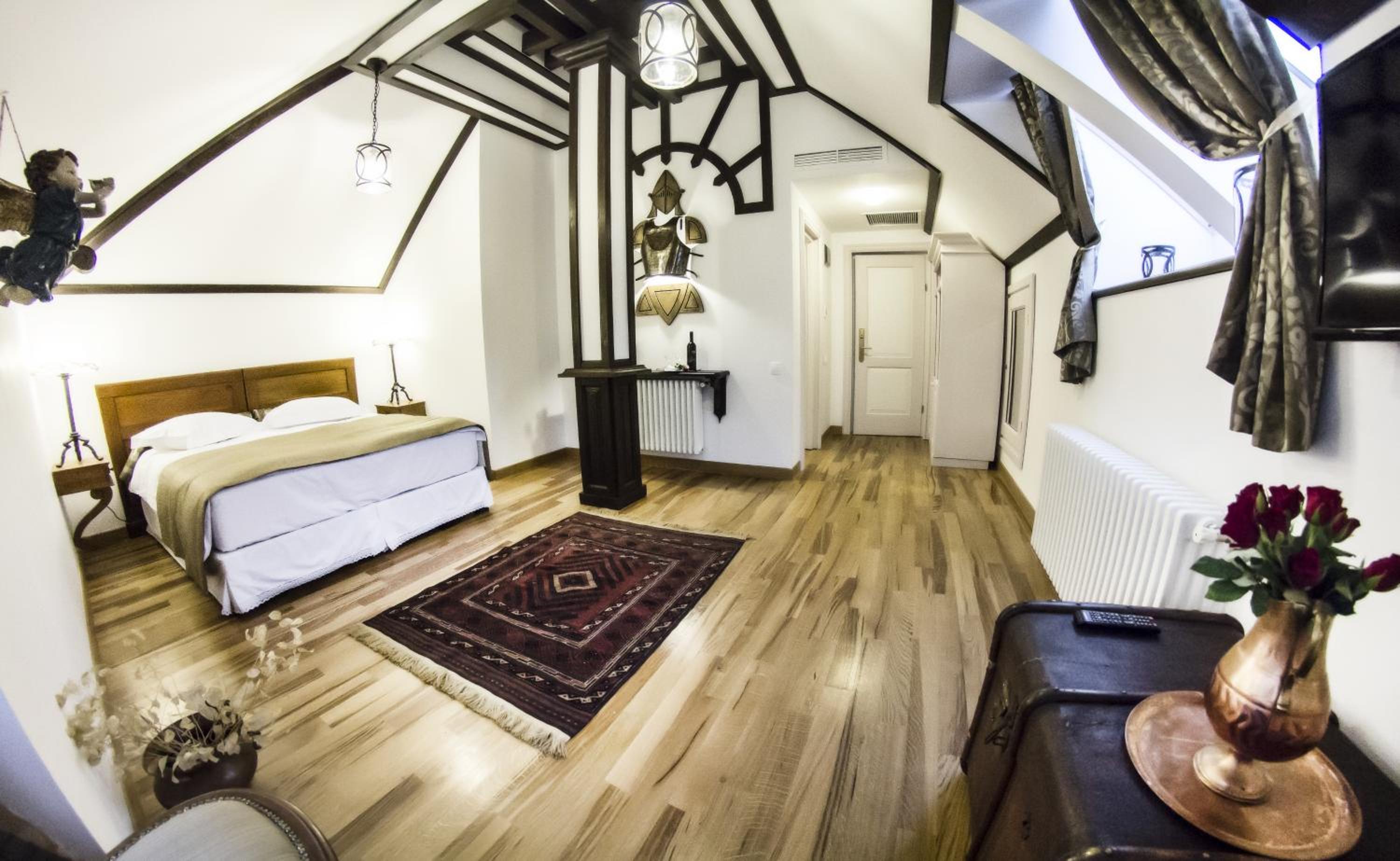 Casa Din Bran - Inn Center