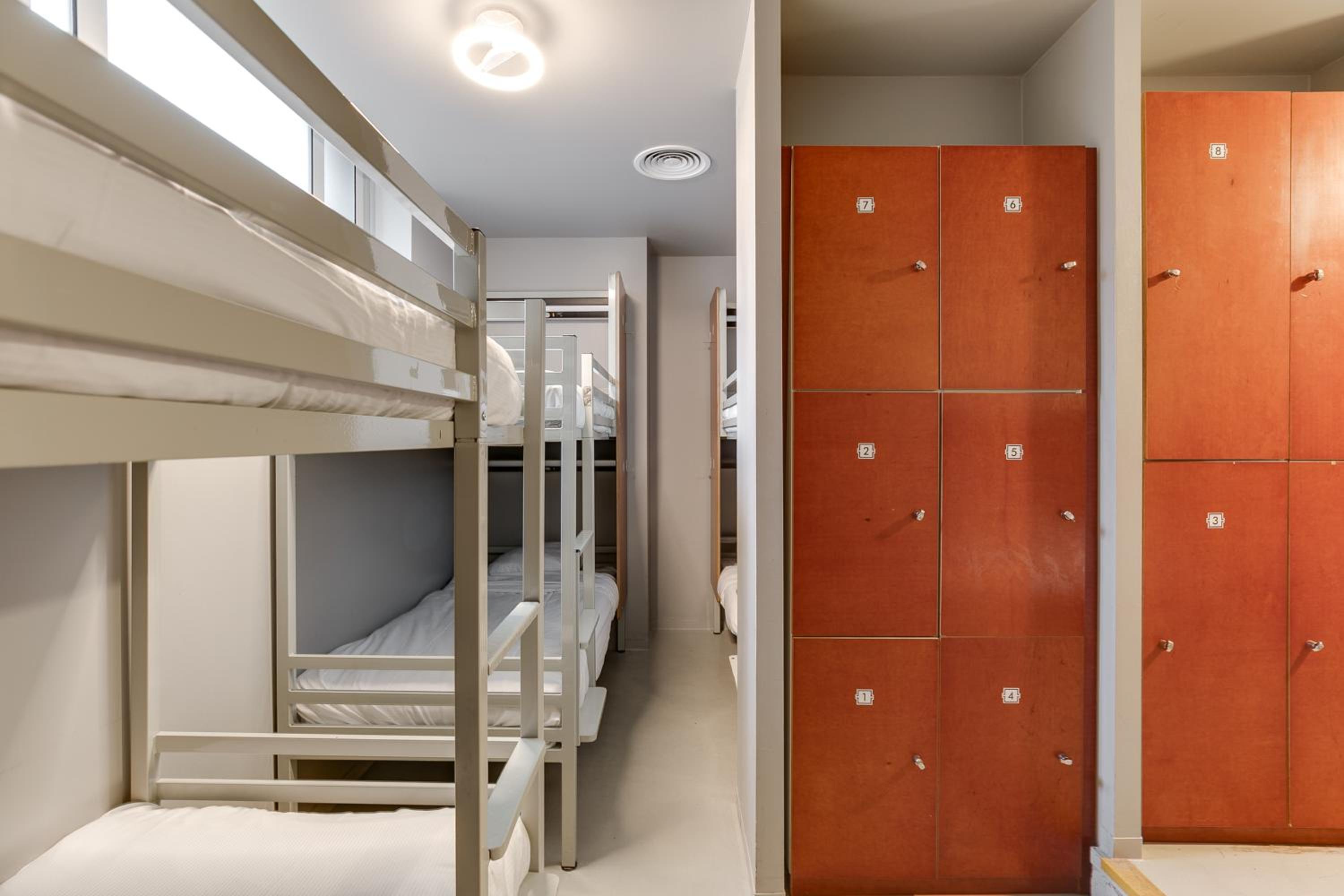 ClinkNOORD Hostel