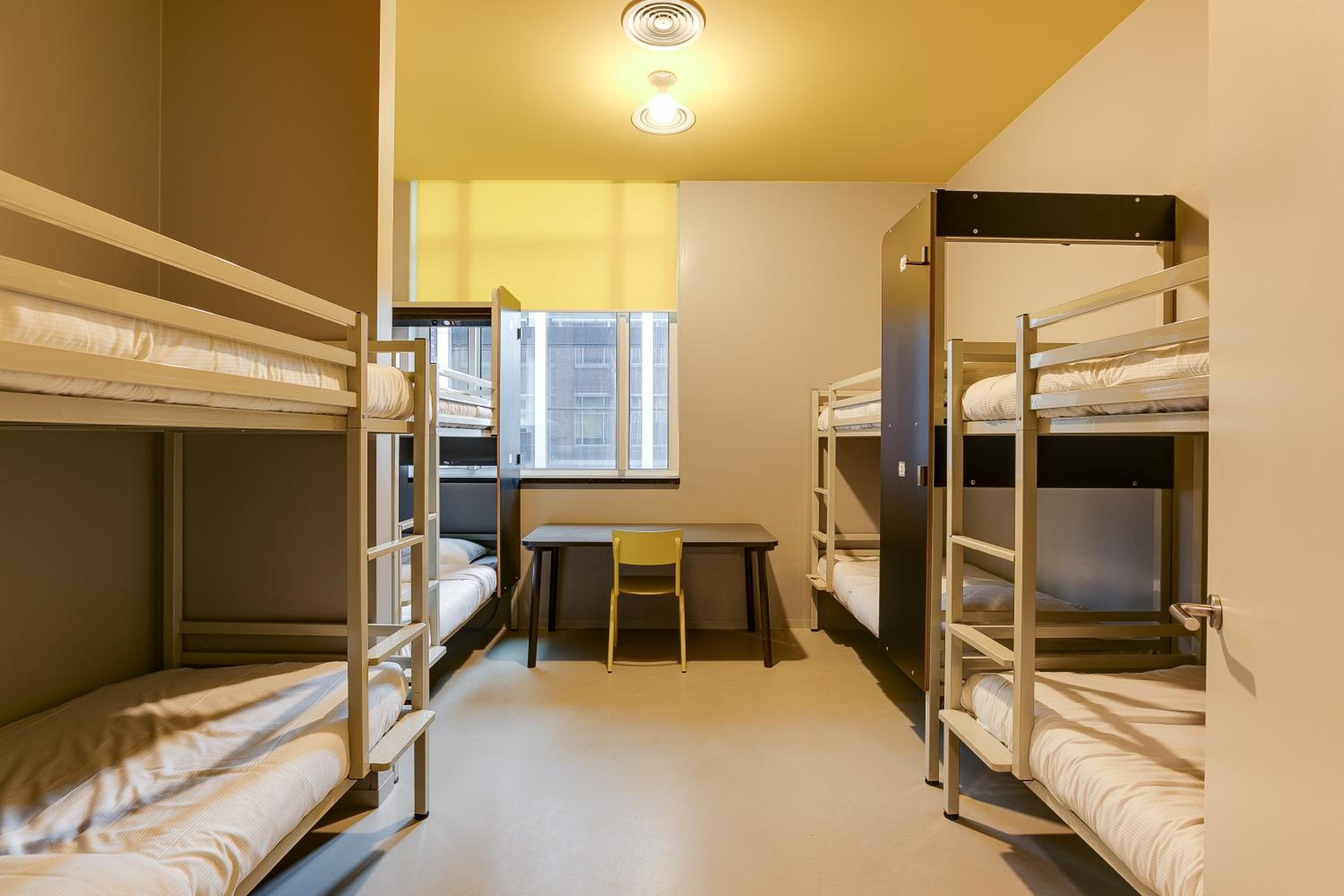 ClinkNOORD Hostel
