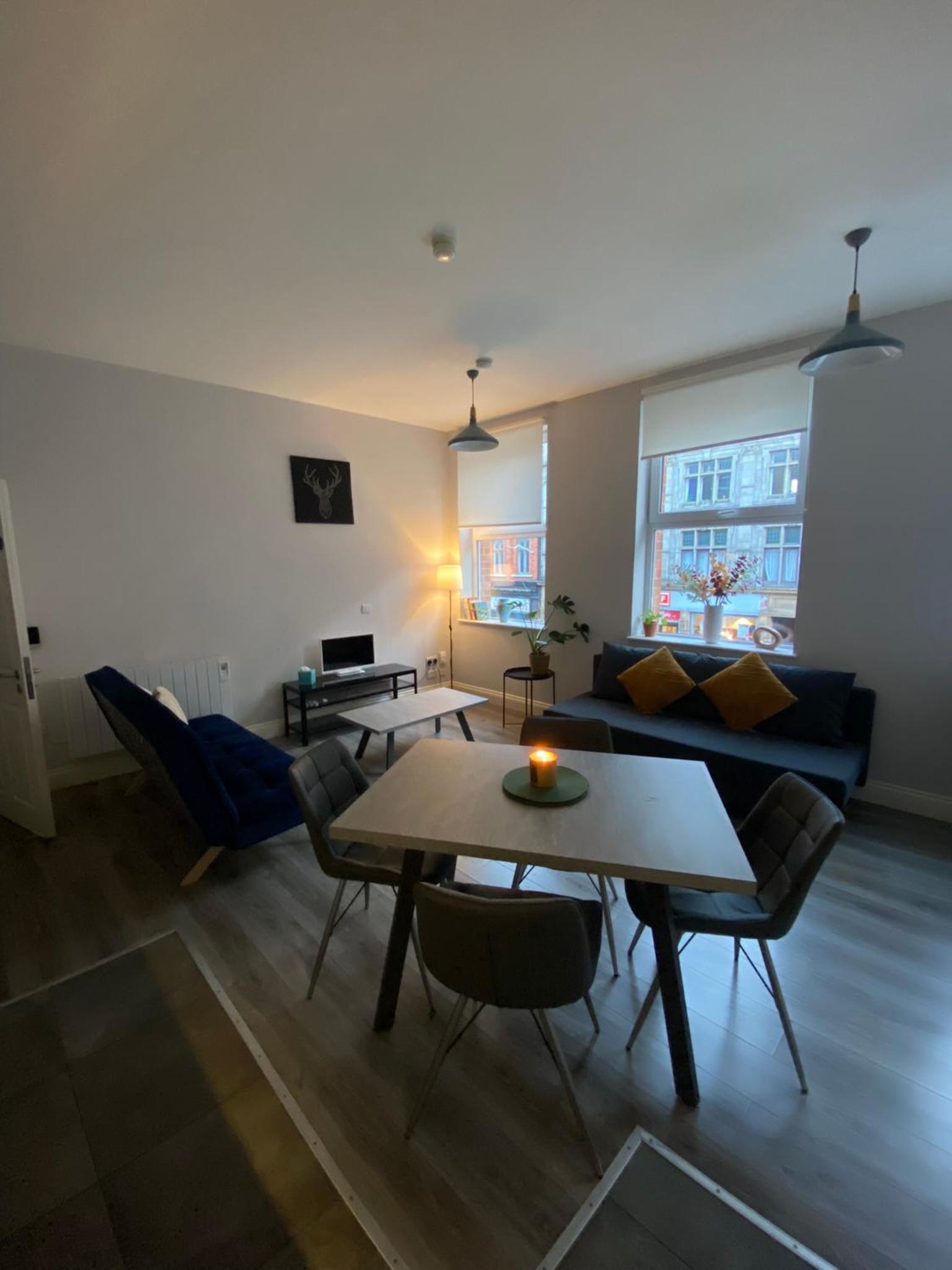 Modern and spacious city centre apartment